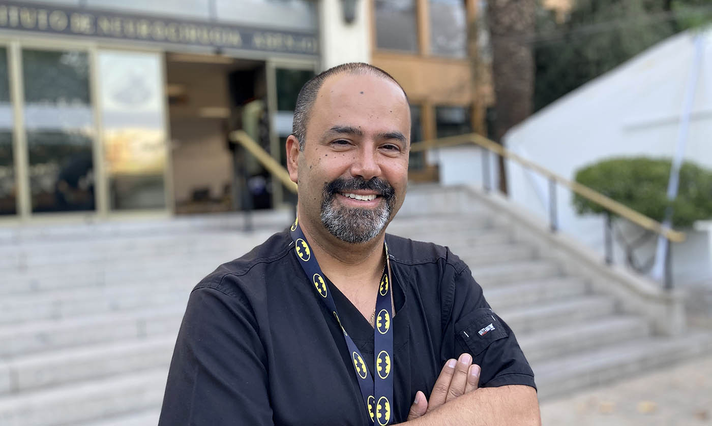 Prof. Dr. Jorge Mura en pabellón